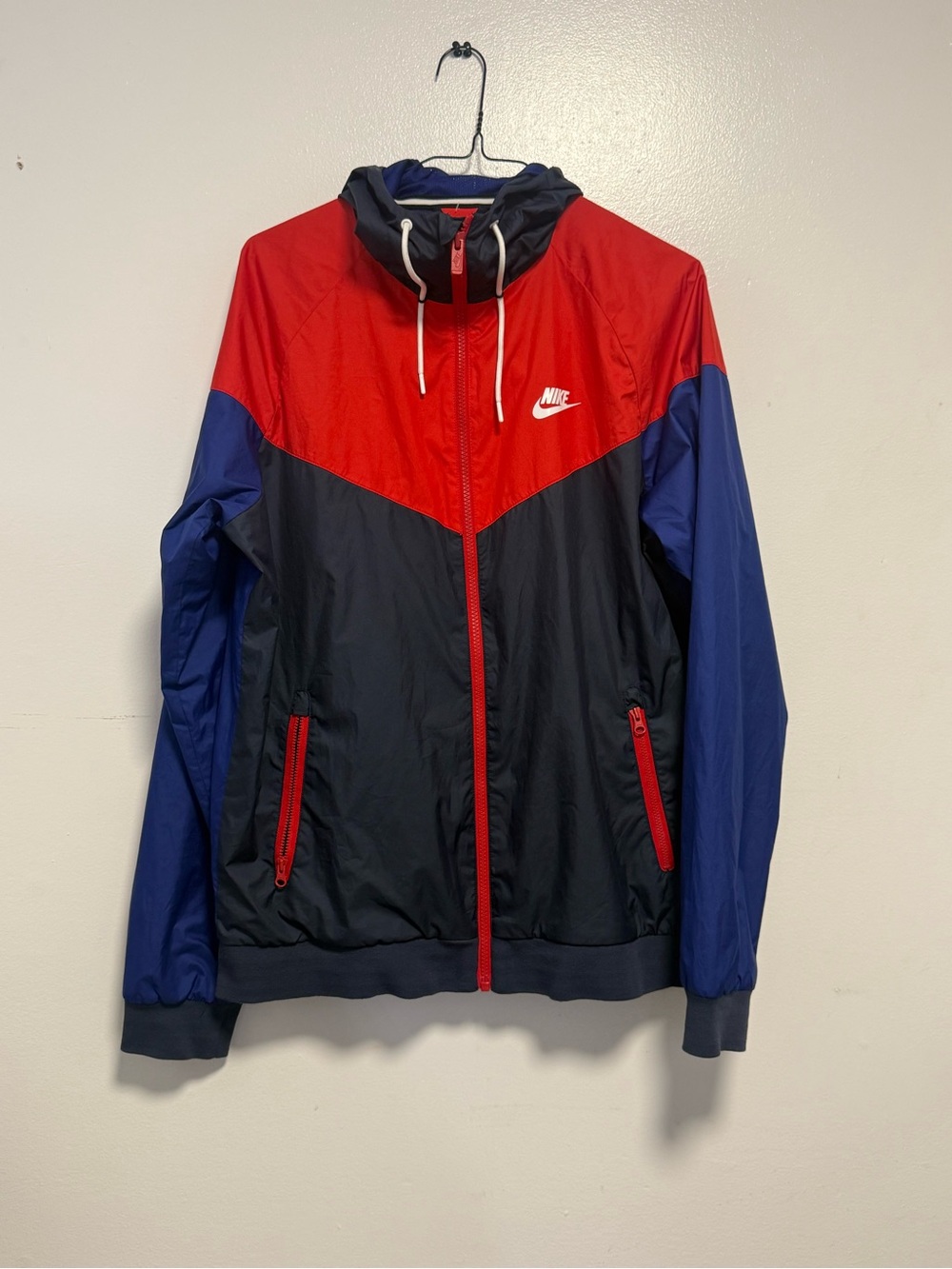 Nike Men's Red/Blue/Black Colorblock Windbreaker Jacket